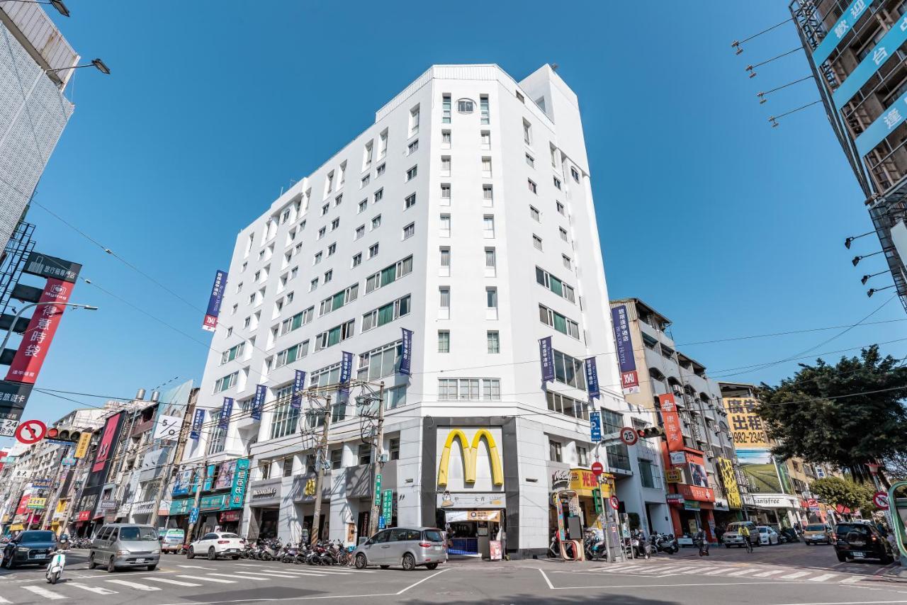 Beacon Hotel Taizhong Zewnętrze zdjęcie