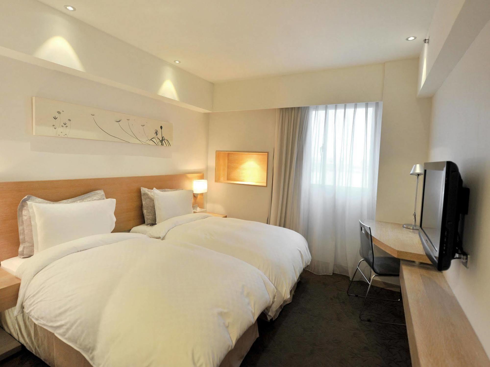 Beacon Hotel Taizhong Zewnętrze zdjęcie