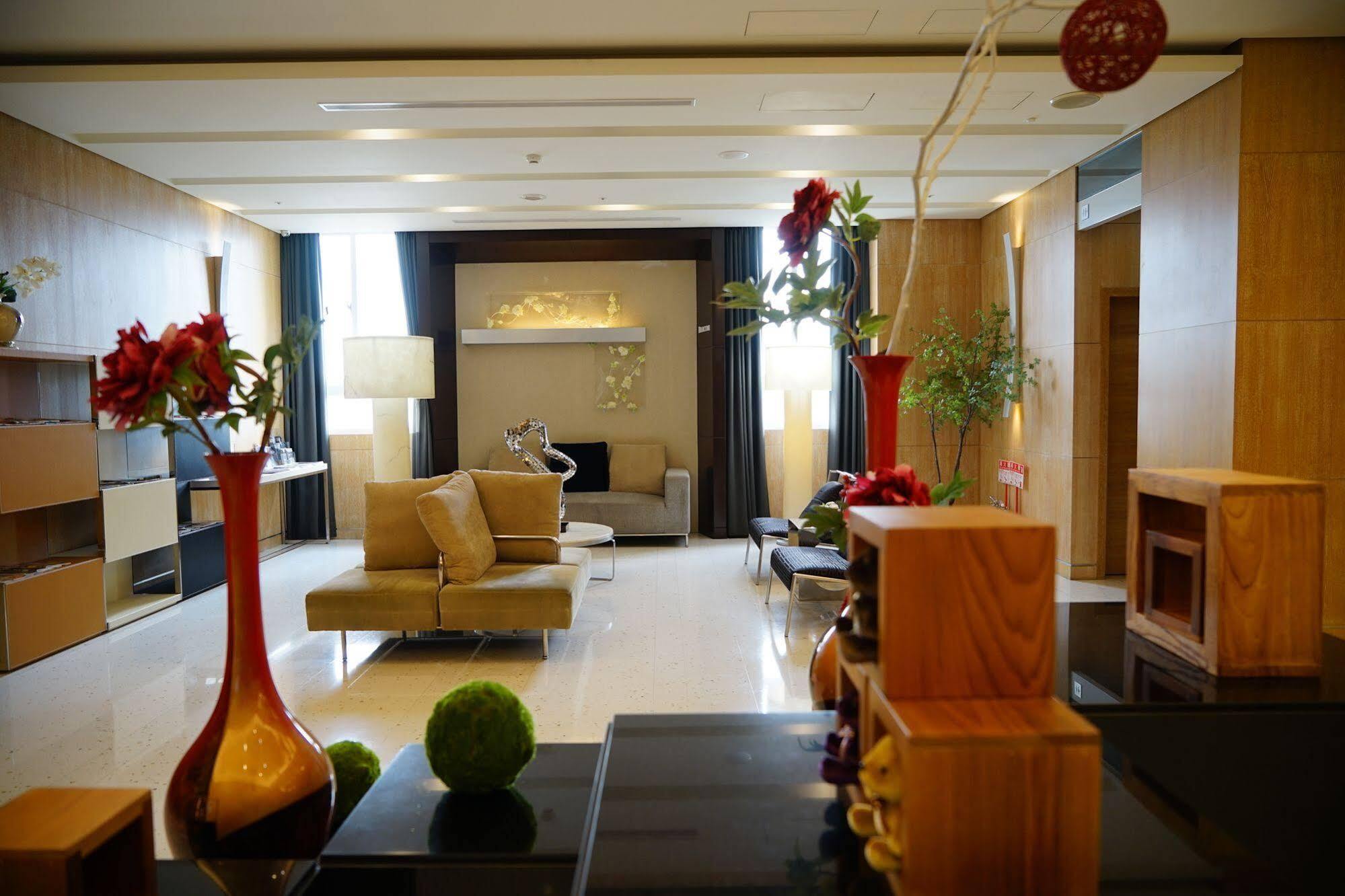 Beacon Hotel Taizhong Zewnętrze zdjęcie