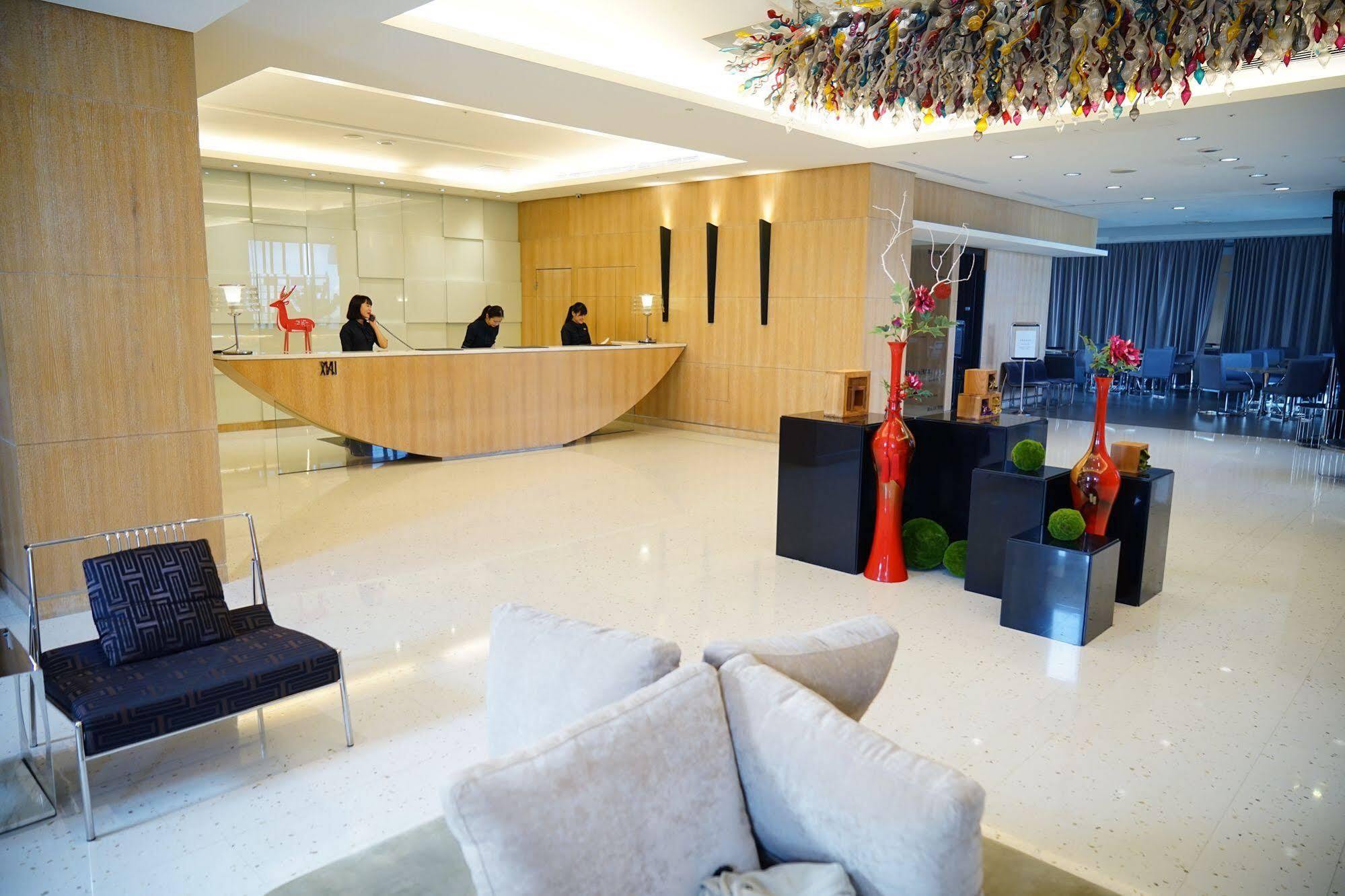 Beacon Hotel Taizhong Zewnętrze zdjęcie